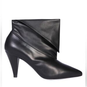 STUNNING Givenchy Black Leather Heeled Boots Sz:38